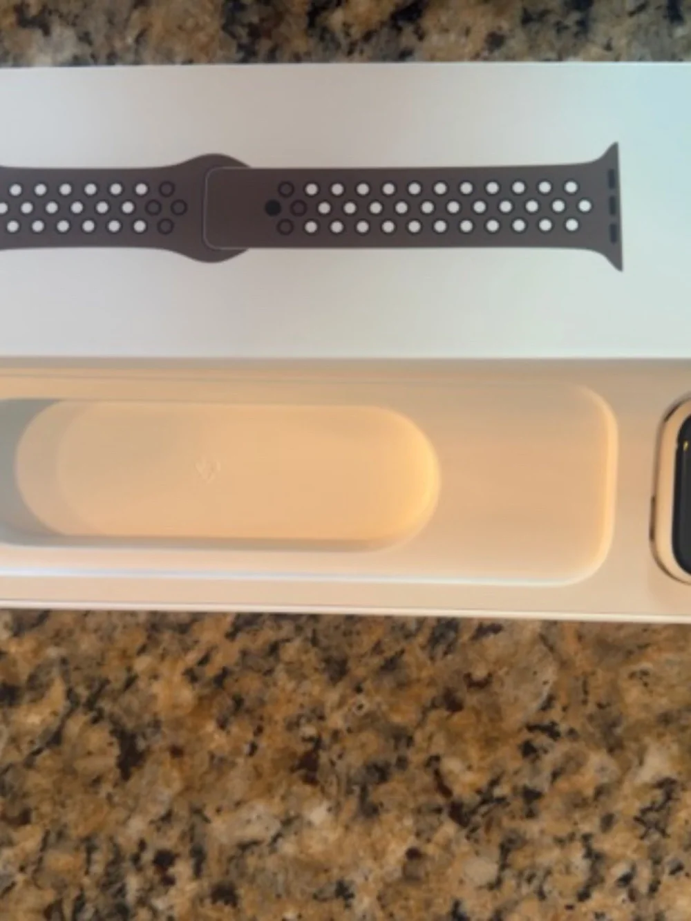 LIKE NEW Apple Watch Series 8 45mm GPS + Cellular